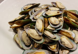 海鮮自助配海景，生蠔無限量暢享，出示此文立減19刀還贈飲品